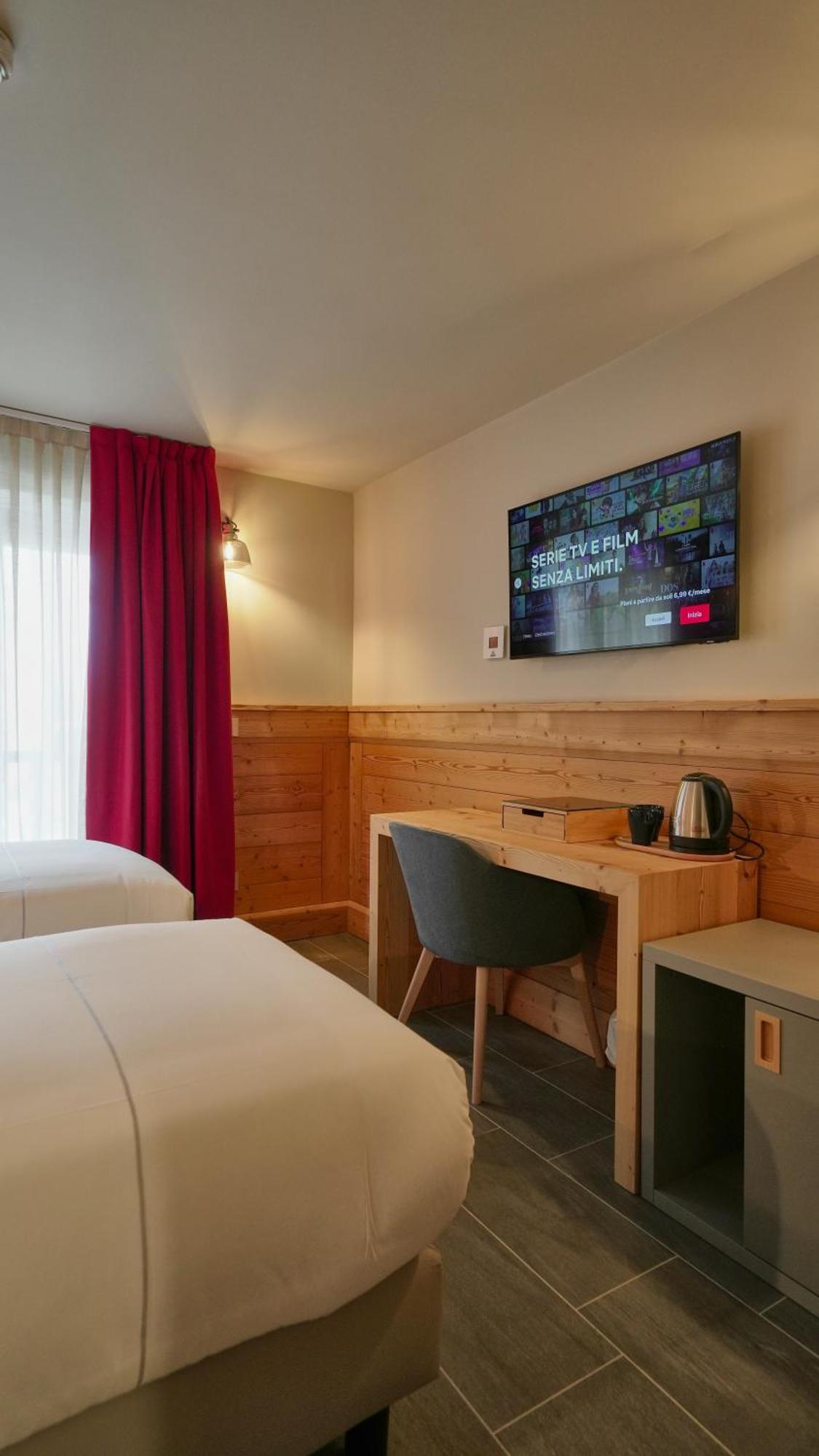 Hotel Perruquet Breuil-Cervinia Exterior foto
